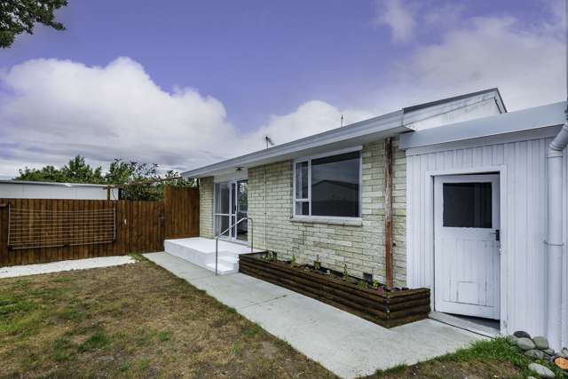 1A/11 Lenton Street Aranui_4