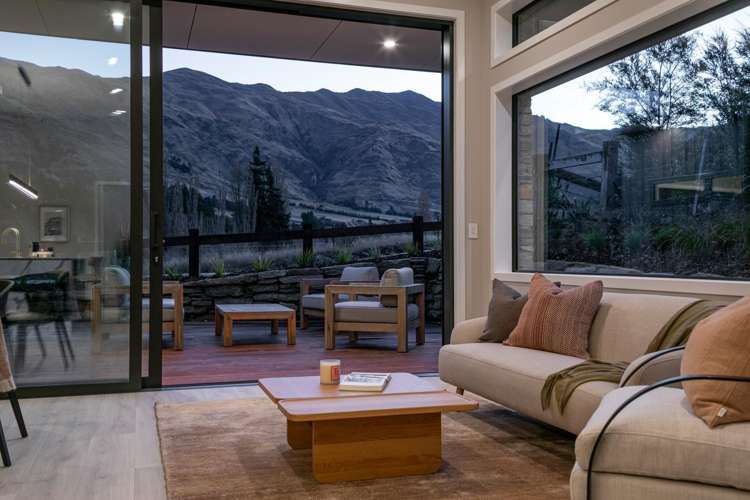 9 Kamana Rise Wanaka_22