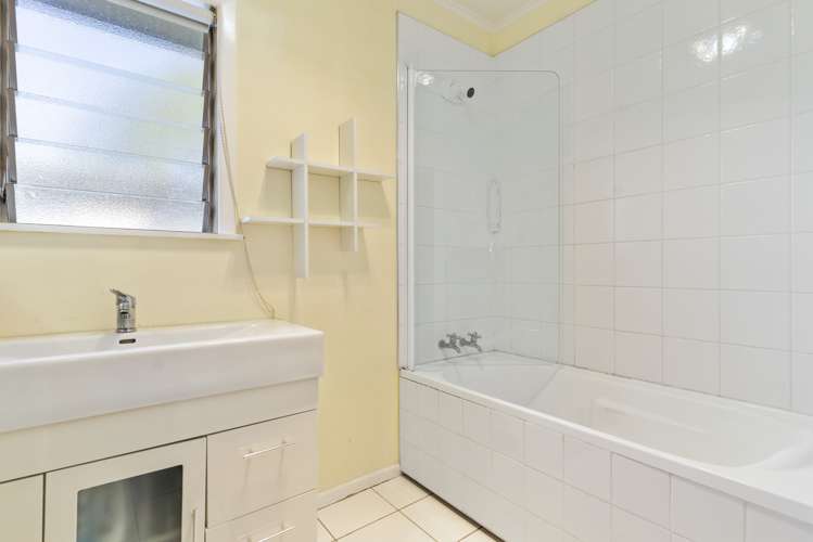 54a Shirley Avenue Papakura_12