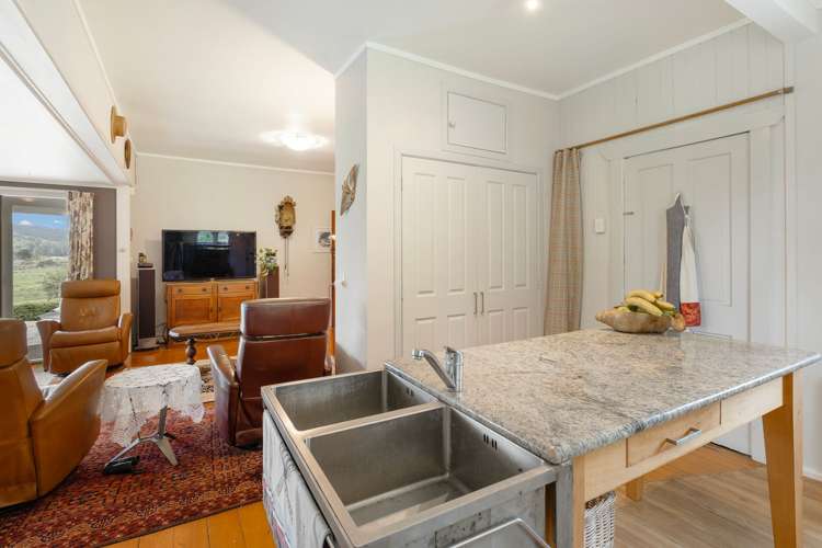 37 Camp Road Whitianga_10