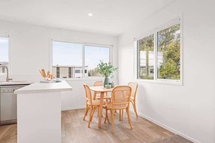 1 & 2/118 Links Avenue Mount Maunganui_14