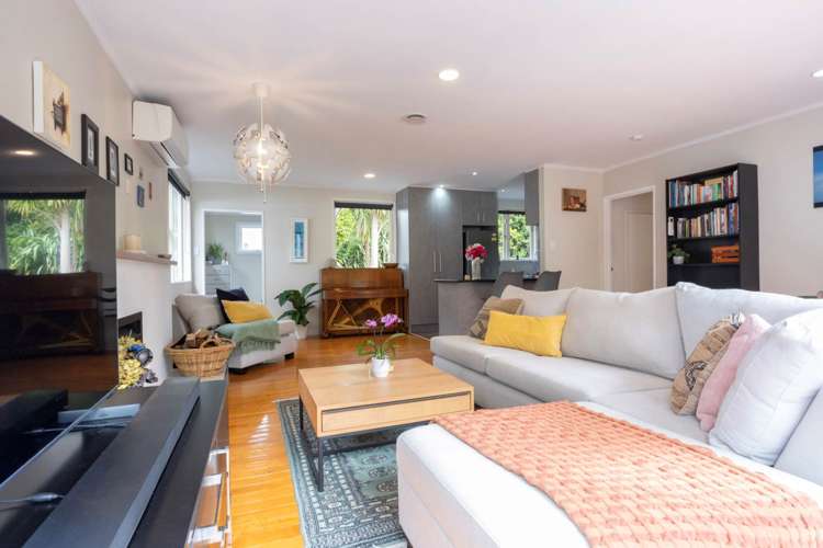 183 Golf Road Titirangi_6