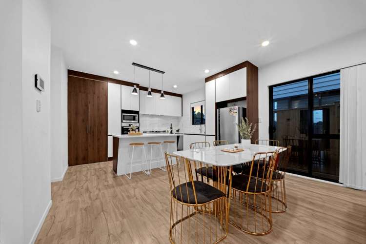 77 Rashni Road Flat Bush_11