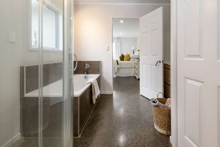 5 Thistle Close Beachlands_21