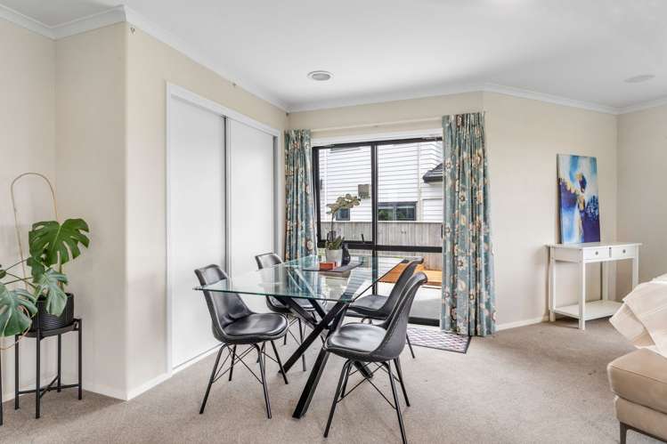 117 Queen Charlotte Drive_4