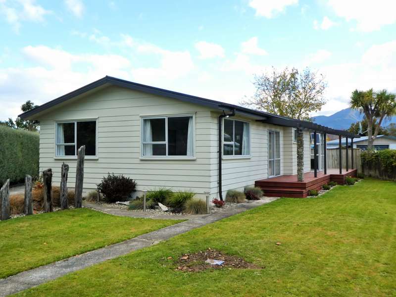 31 Henry Street Te Anau