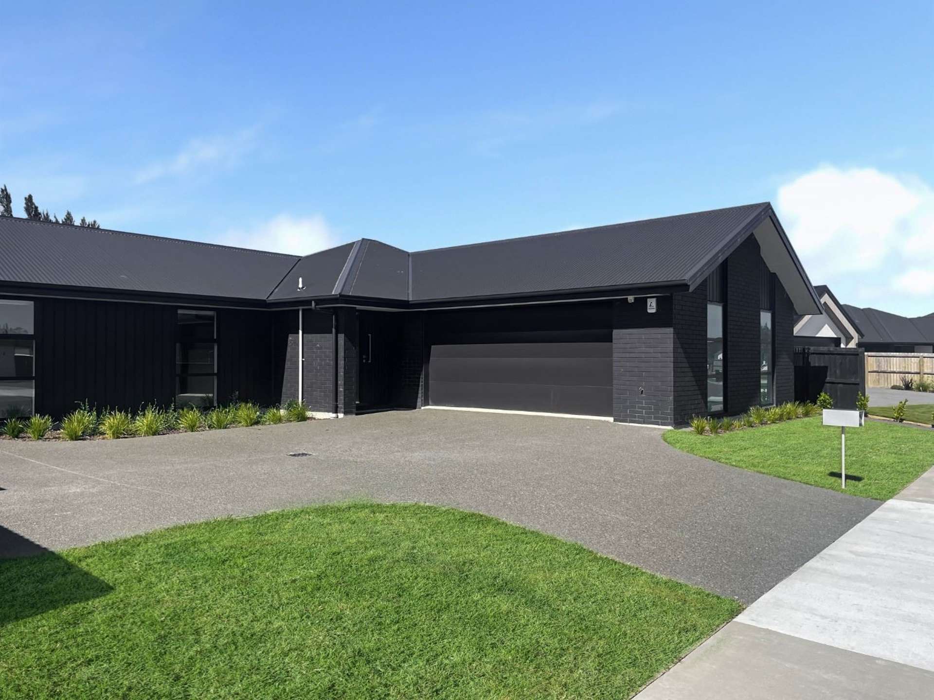 17 Mcquillan Avenue Woodend_0