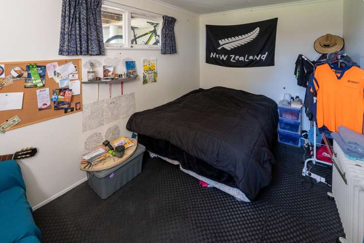 12 Hilliard Street Stoke_17