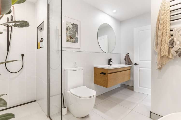 1 Earls Court Hillpark_17