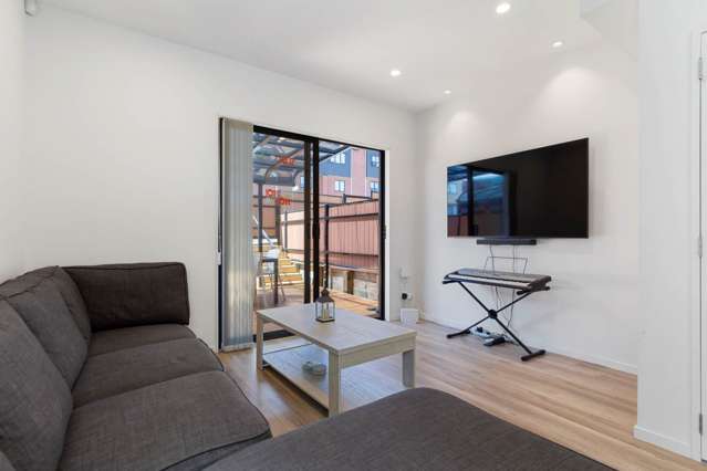 16 Treeline Lane Flat Bush_1