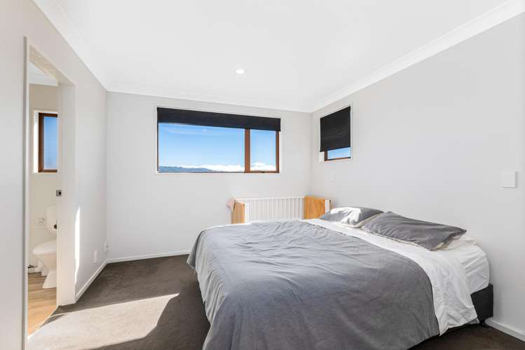 13 Birkhall Grove Strathmore Park_13