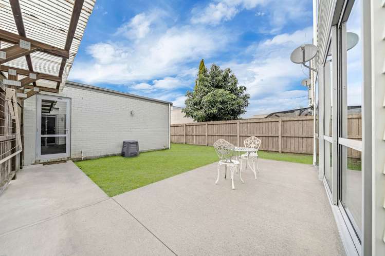 87 Popokatea Drive Takanini_11