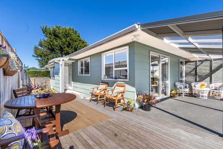2 Robert Mckeen Street Otaki Beach_17