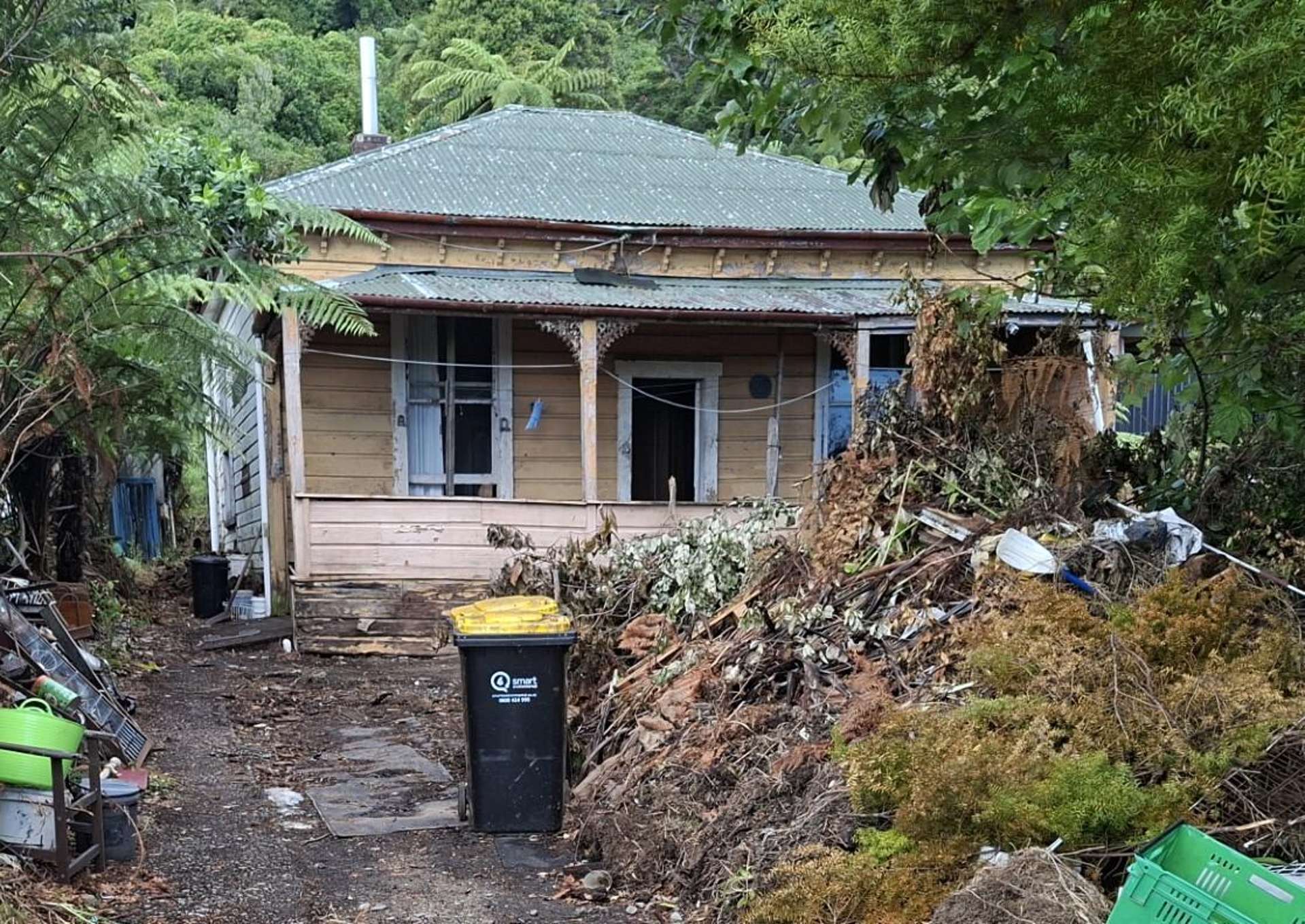 39 Back Road Granity_0