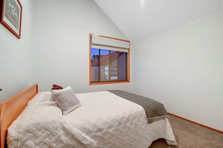 97 Waterside Crescent Gulf Harbour_21