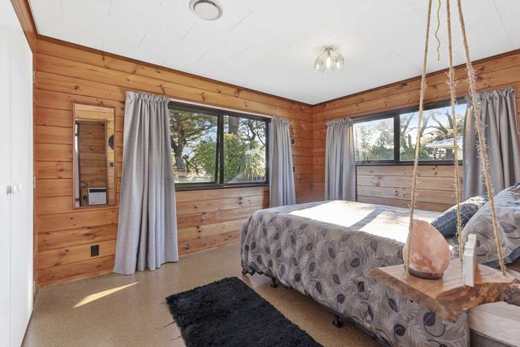 18 Oaklands Grove Clouston Park_9