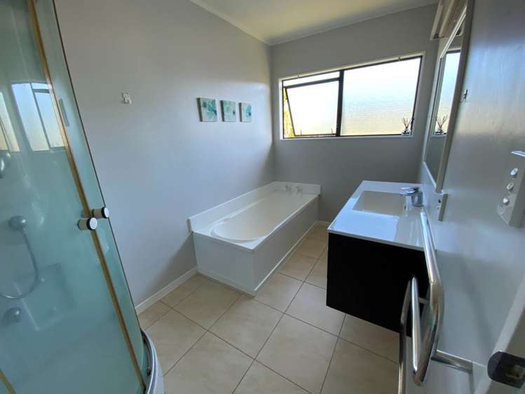 11 Breenagh Place Massey_6