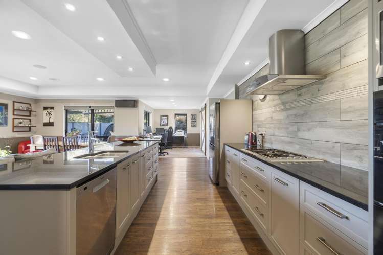 9 Adian Way Loburn_10