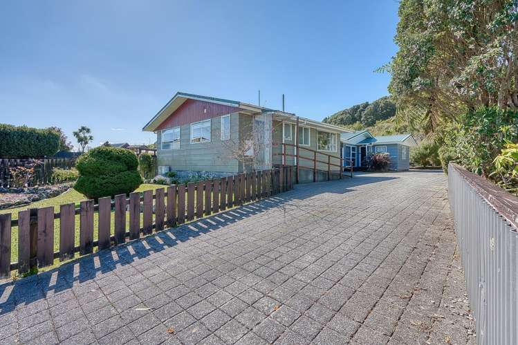 196a Rolleston Street Hokitika_22