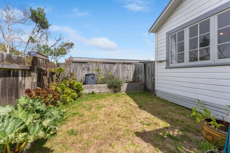 1 Eruini Street Waikanae Beach_5
