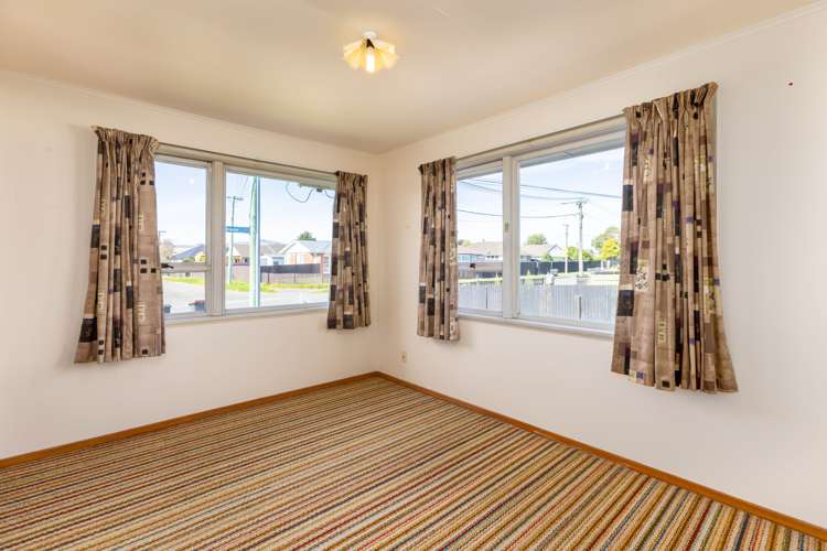 15 Carisbrooke Street Aranui_9