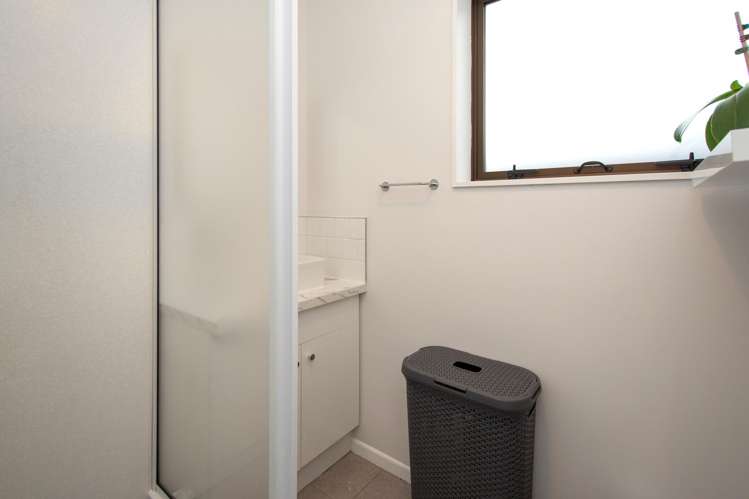 74B Inwoods Road Parklands_10