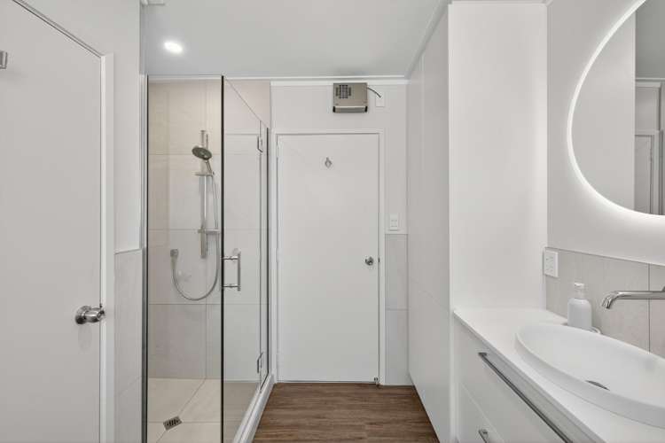 2/83 Winchester Street 10190_13