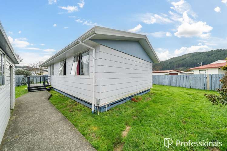 14 Honey Street Wainuiomata_18