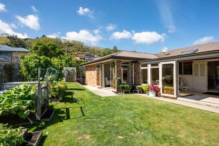 6 Hampshire Place Stoke_16