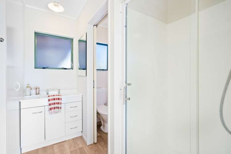 9b Boys Place Pakuranga Heights_10