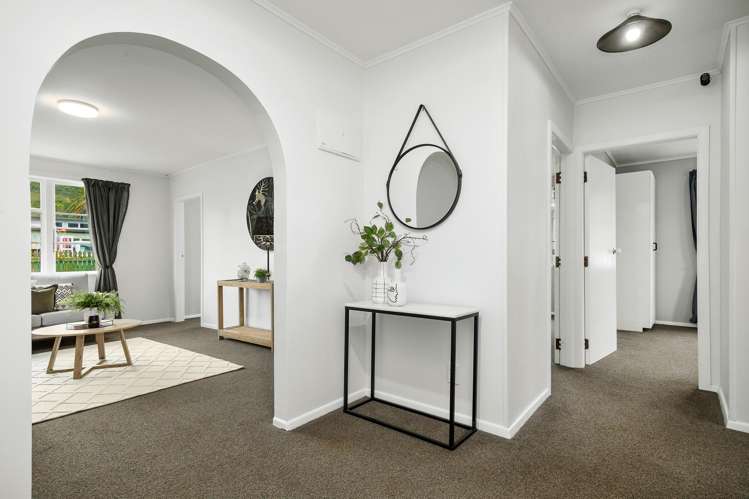 1/1 Strand Crescent Naenae_2