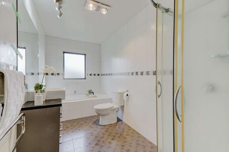 15 Chadwick Place Rototuna North_9