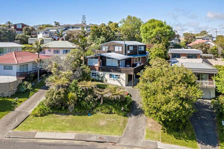 20 Holt Avenue Torbay_12