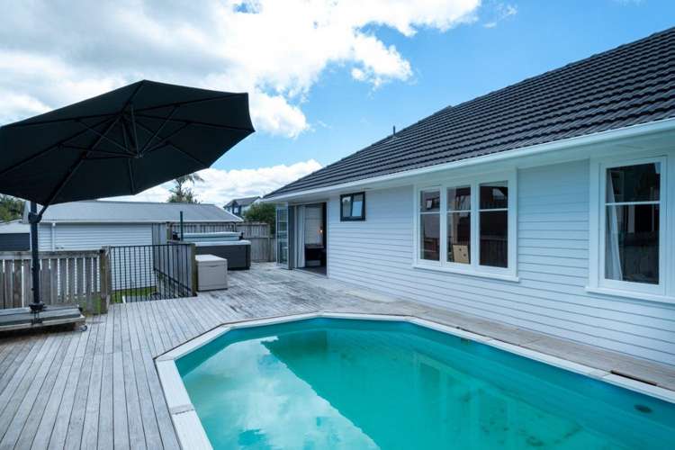 3 Shamrock Lane Te Atatu Peninsula_12