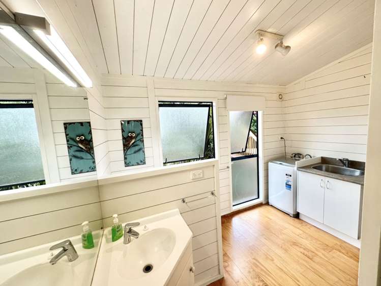 98 Hadfield Street Beach Haven_11