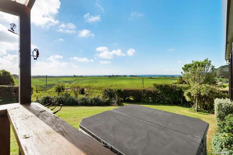 33 Matakawau Road Awhitu_5