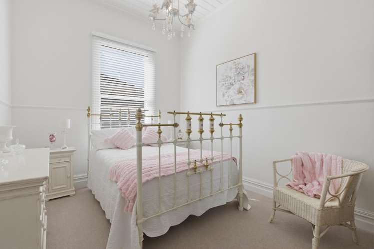 44 Buller Street New Plymouth_21