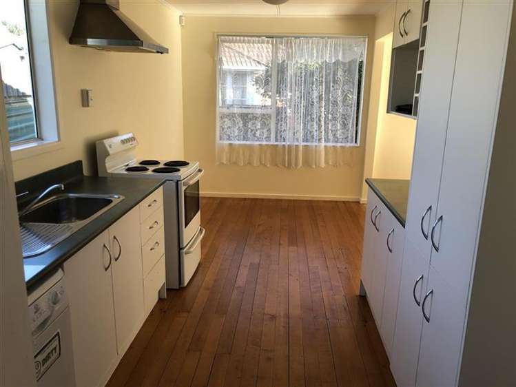 26 Benghazi Road Panmure_3