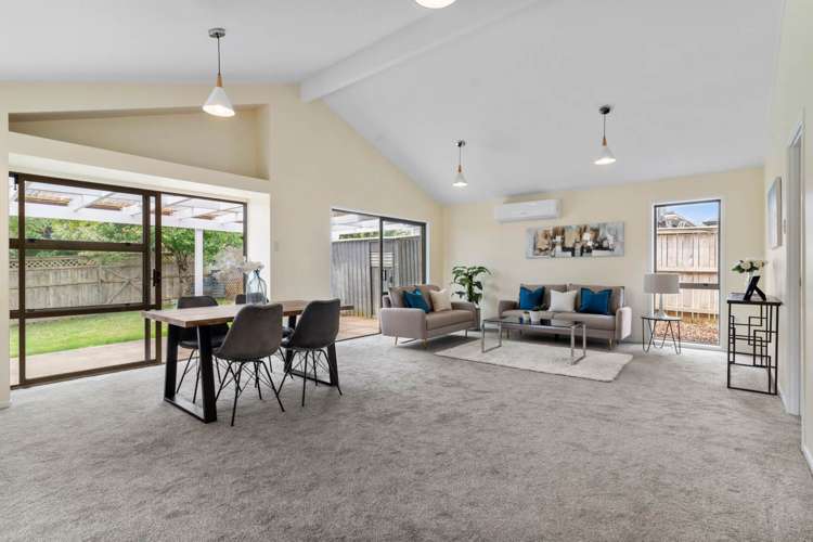 128 Everglade Drive Totara Heights_4