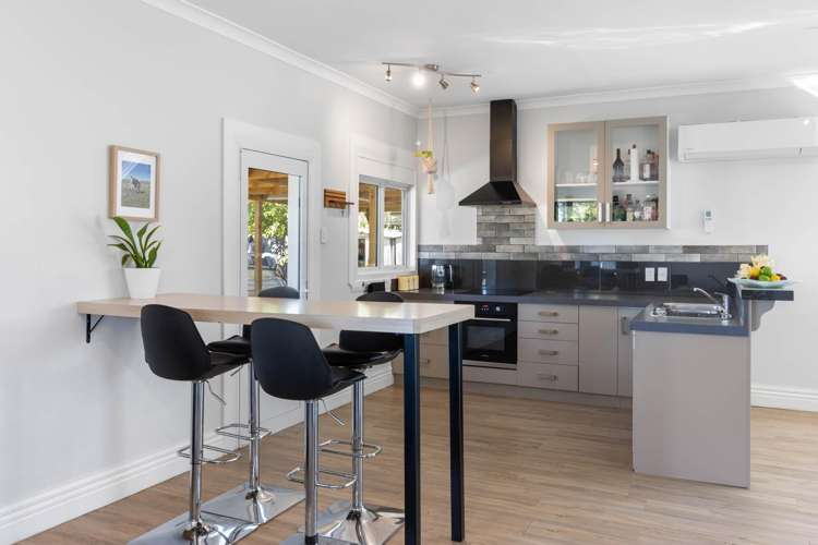 2 Lewis Street Redwoodtown_13