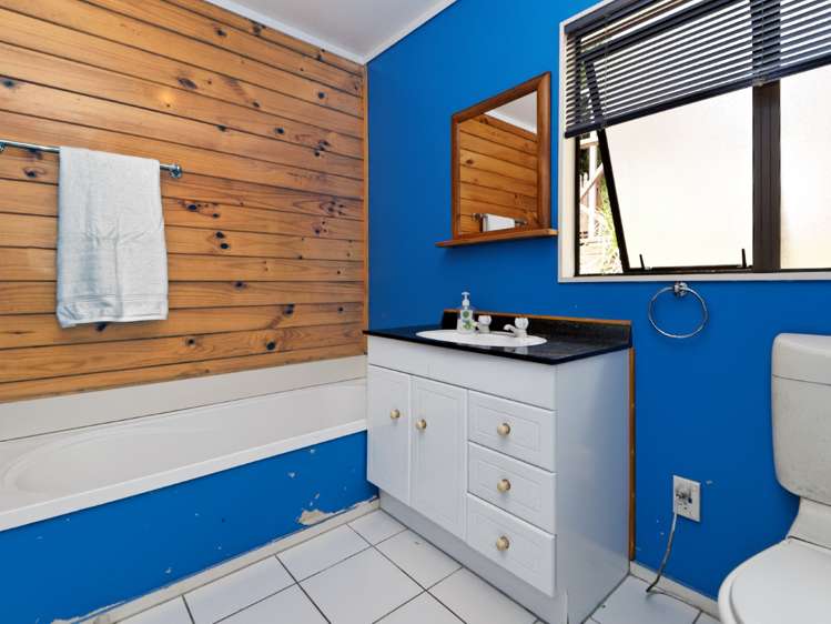 130 Victory Road Laingholm_13