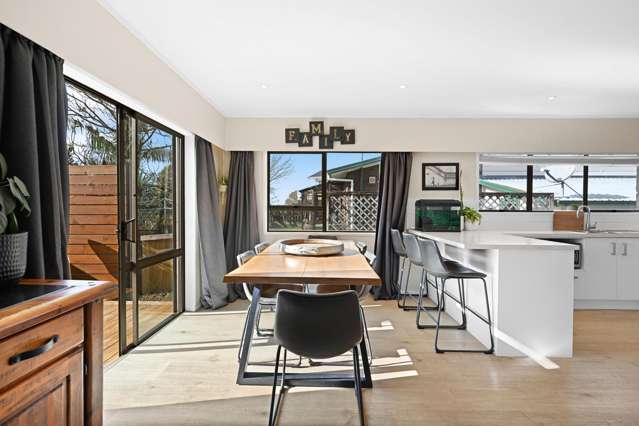 6 Glendale Drive Dinsdale_3