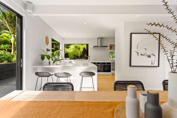 19 Awaruku Road Torbay_11