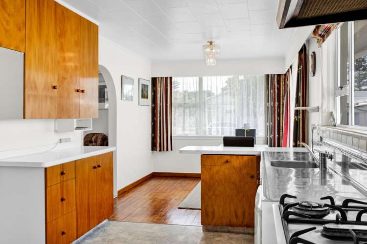 75 Domett Street Waitara_13