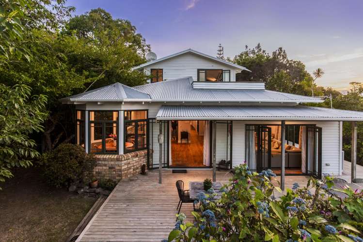 386 Upper Harbour Drive Greenhithe_1