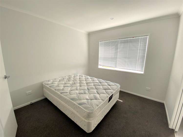 20/10 Burrows Place 1067_5