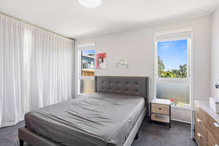 21 D'Oyly Drive Stanmore Bay_11