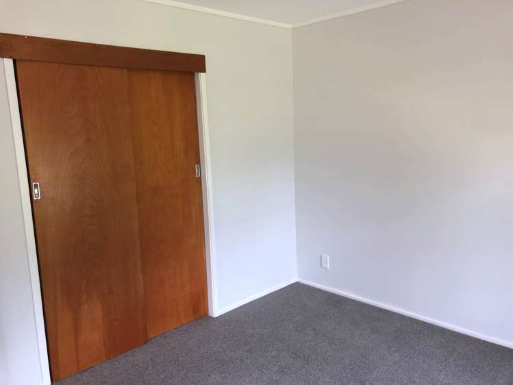 2/12 Ellice Road Totara Vale_9