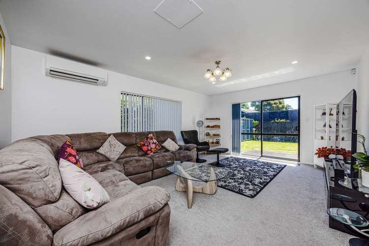 13 Asics Drive Favona_2