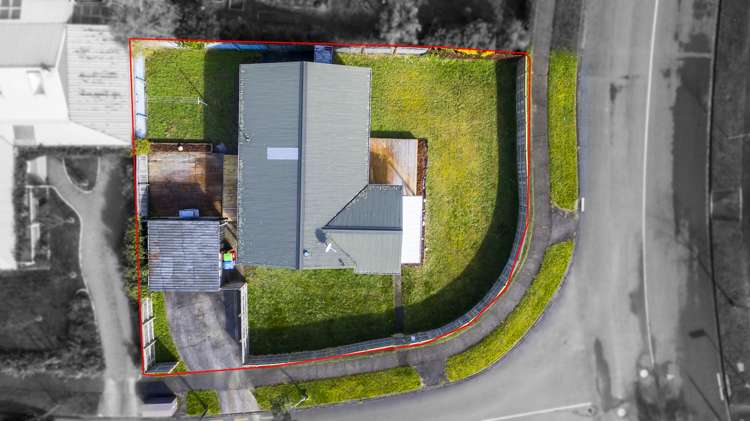 1 Wyoming Grove Totara Park_18